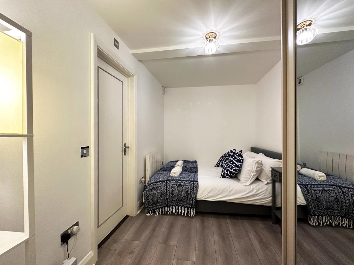 Chic Apartment In Mayfair Лондон Экстерьер фото